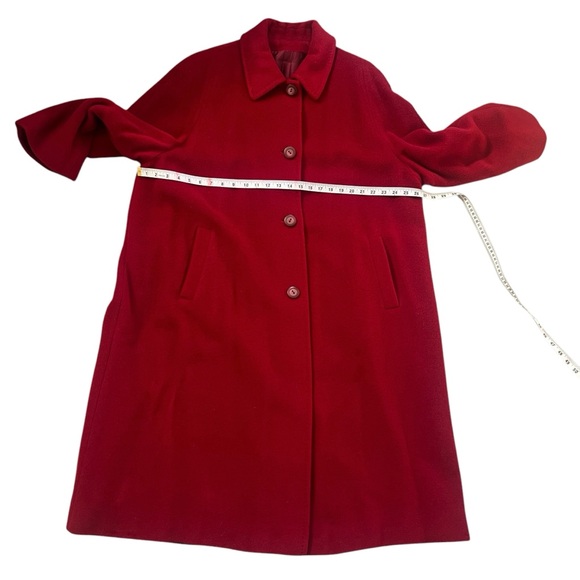 Beautiful Red Vintage-style Coat out of wonderful soft wool, made in Italy - Picture 10 of 12